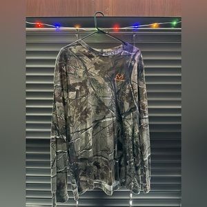 Men’s Realtree Hunting Camouflage Long Sleeve Size Large